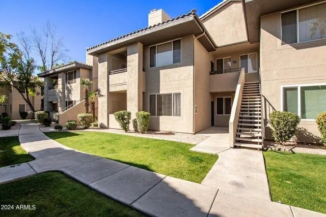2 bedroom in Scottsdale AZ 85254 for Sale