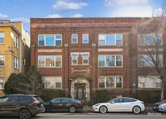 1 bedroom in Chicago IL 60640 for Sale