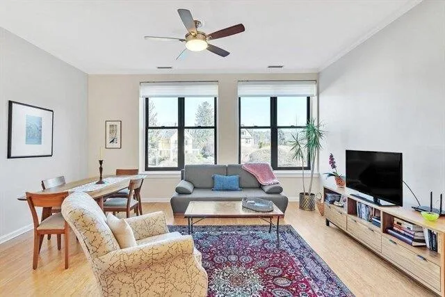 1 bedroom in Winchester MA 01890 for Sale