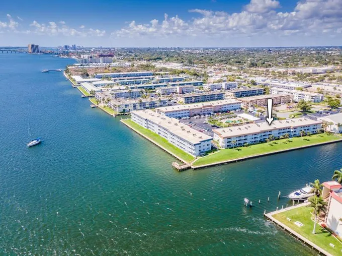 111 Shore Ct #205, North Palm Beach, FL 33408 - MLS RX-10882796 for Sale
