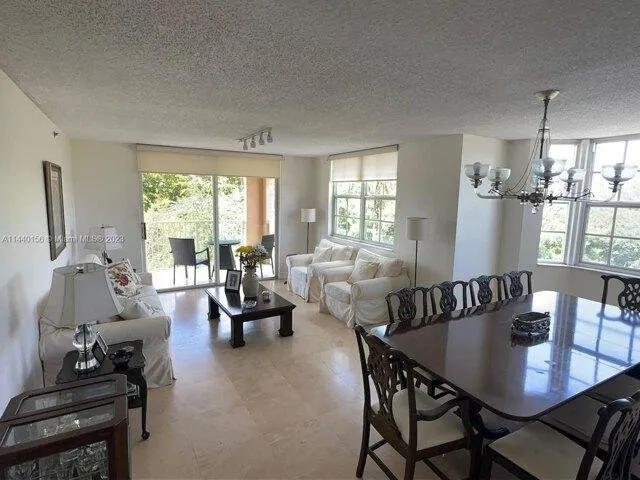 3 bedroom in Aventura FL 33180 for Sale