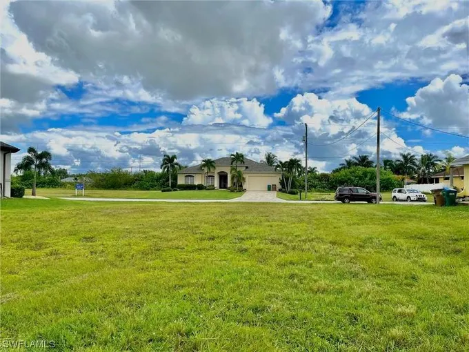 3410 Southwest 25th Court, Cape Coral, FL 33914 for Sale