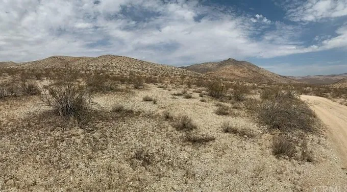 0 Near Freemont Peak Rd, Hinkley, CA 92347 - MLS HD22174284 for Sale