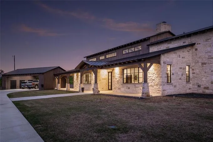5862 Ranch Road 965, Llano, TX 78643 for Sale