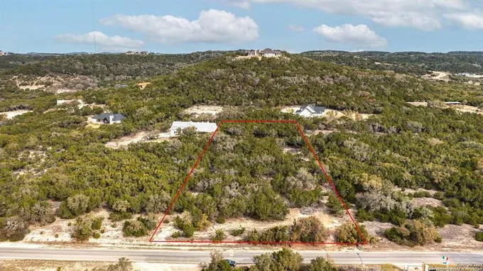 159 Private Road 1712, Mico, TX 78056 for Sale
