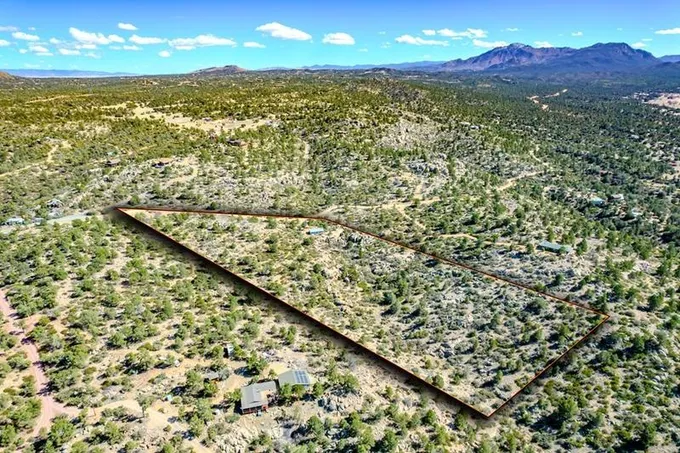 Acreage with VIEWS! for Sale