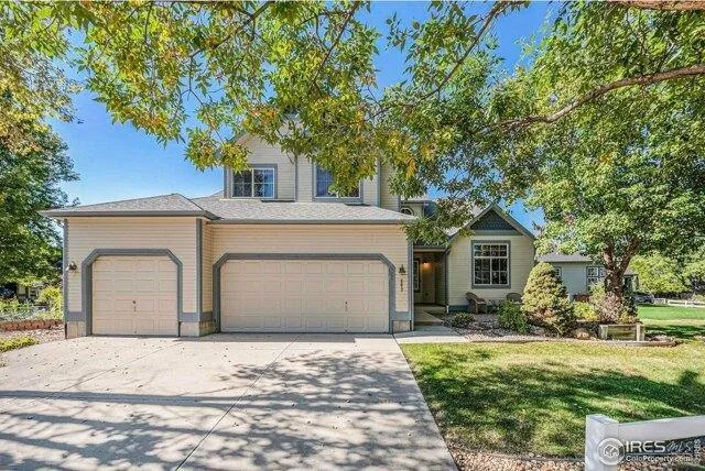 5 Bedroom 3 Bath In Longmont CO 80503 for Sale
