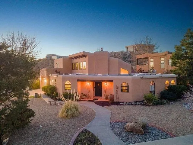 4 Bedroom 2 Bath In Albuquerque NM 87123 for Sale