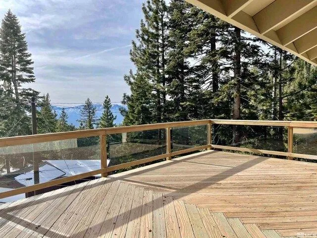 3 Bedroom 3 Bath In Stateline NV 89449 for Sale