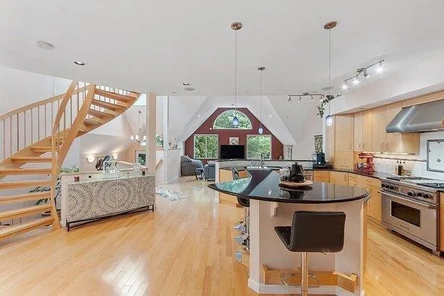 3 Bedroom 3.5 Bath In Hudson MA 01749 for Sale