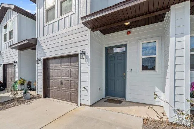 3 Bedroom 2.5 Bath In Orange Beach AL 36561 for Sale