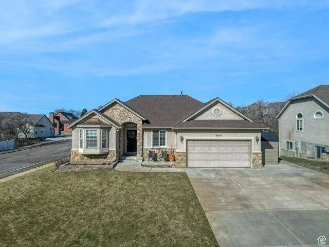 5 Bedroom 3 Bath In North Ogden UT 84414 for Sale
