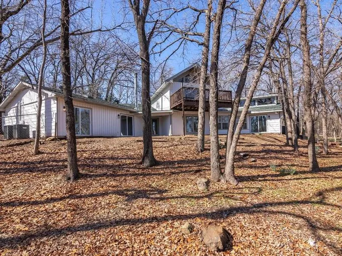 598 Stagecoach Trl, Denison, TX 75021 for Sale