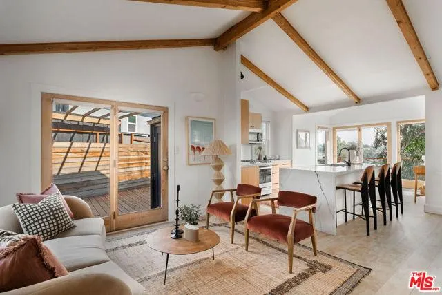 2620 Medlow, Los Angeles CA 90065 for Sale