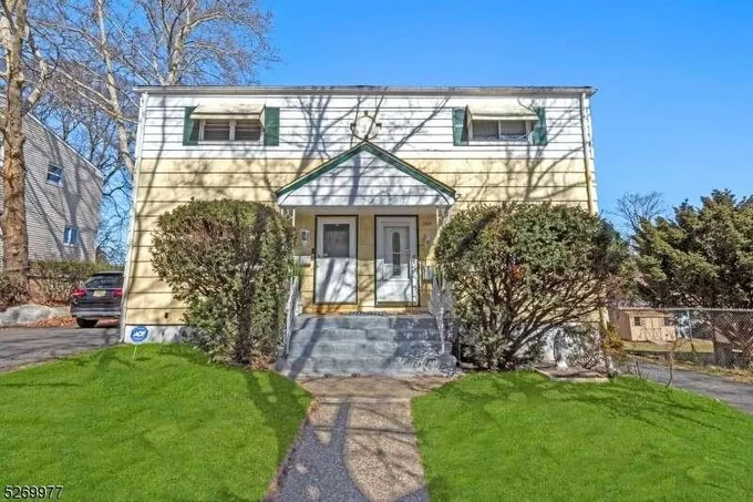 393 White St, Orange, NJ 07050  627195053 for Sale