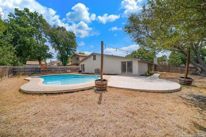 3501 FOREST GLADE ST, San Antonio, TX 78247-3108 for Sale