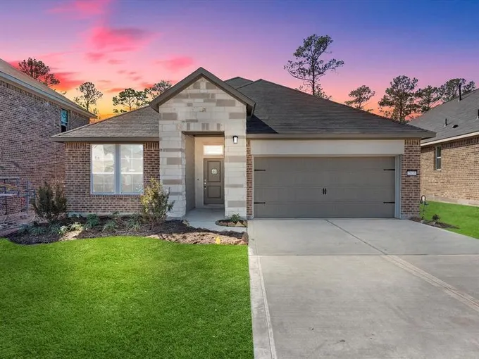 2882 Terrace Grove Dr, Conroe, TX 77304 for Sale