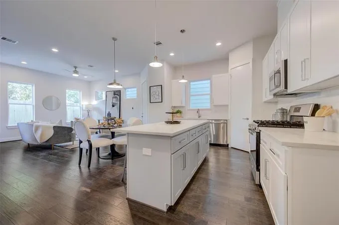 847 B Rachel St, Houston, TX 77091 for Sale