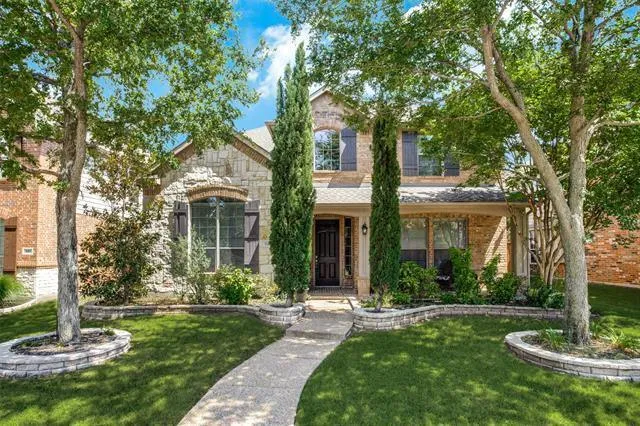 LSE-House, Traditional - Allen, TX  923 Panther Ln for Sale