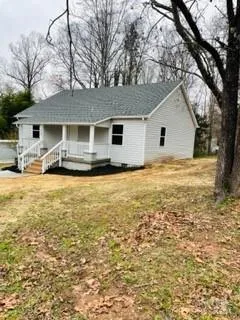 528 East 11th Street, Newton, NC 28658 for Sale