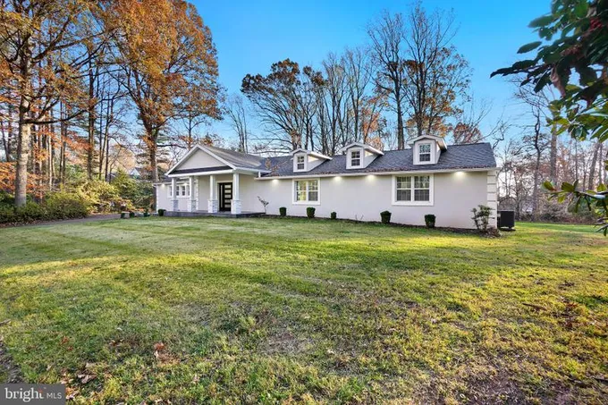 4300 Oaktree Road, Rockville, MD 20853 for Sale