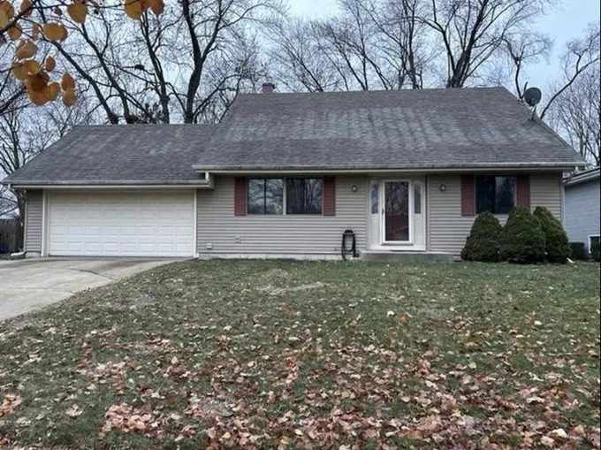 2 Stories - Crystal Lake, IL  665 Bedford Dr for Sale