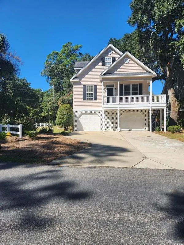 Raised Beach, Detached - Pawleys Island, SC  9 Marsh Point Dr for Sale