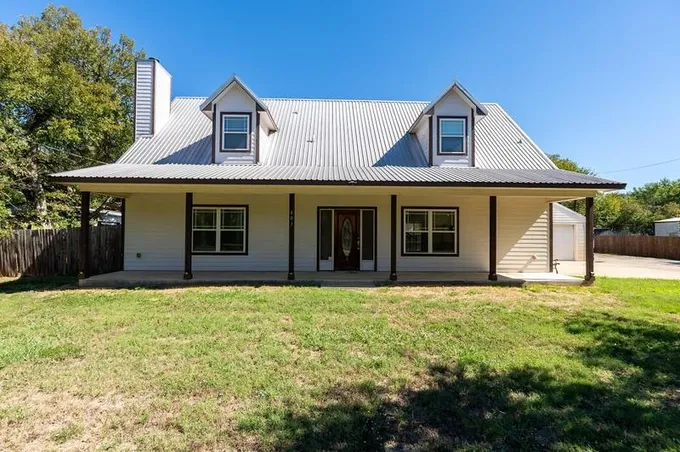 407 S Main St, Crandall, TX 75114 - MLS 20453999 for Sale