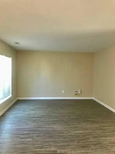 Must See This Beautiful 4 Bd 2.5 Ba Home  2509 Fairstone Ave for Sale
