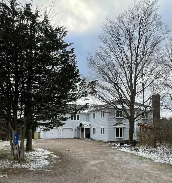 273 W SHORE RD, South Hero, VT 05486 Single Family Residence For Sale  MLS# 4979561