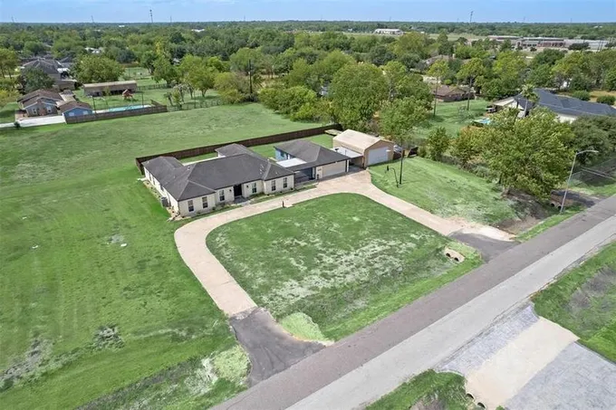 6930 Westlea Ln, Pearland, TX 77584 for Sale