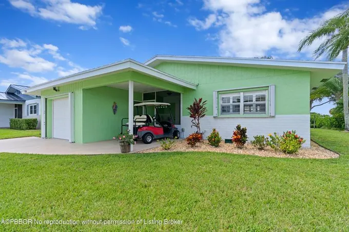 3750 Da Vinci Circle, West Palm Beach, FL 33417 for Sale