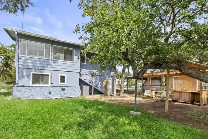 902 Sherwood Forest, Granite Shoals, TX 78654 for Sale