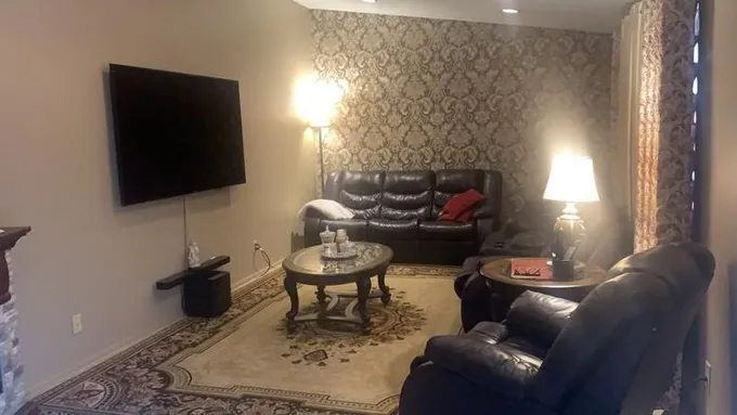 $2,700 - 3 Bedroom 2.5 Bathroom House In Oak Creek With Great Amenities  3721 E Puetz Rd #NA for Sale