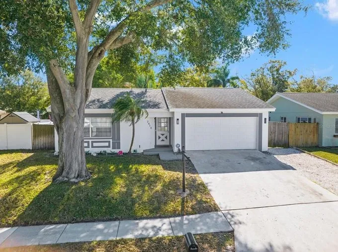 2414 N Citrus Way, Palm Harbor, FL 34683 - MLS T3503359 for Sale