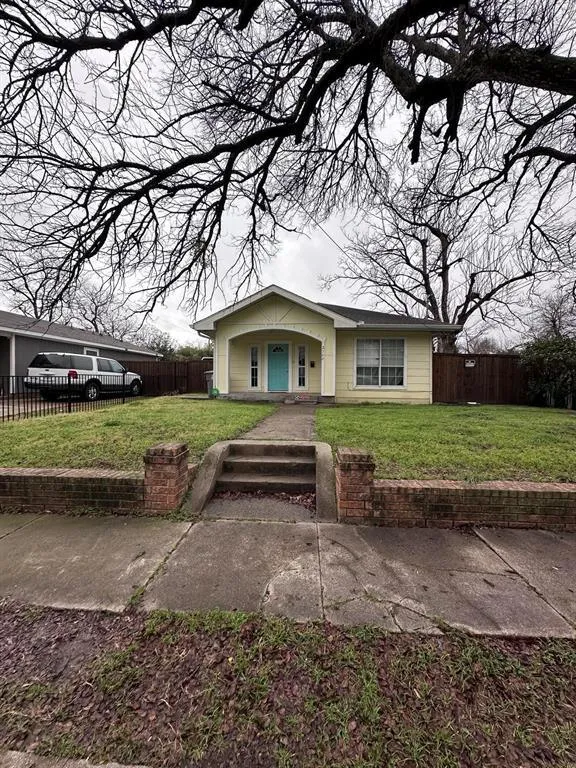 2700 Marburg St, Dallas, TX 75215 for Sale