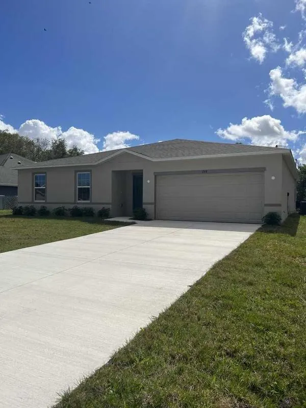 Single Family Detached - Port Saint Lucie, FL  248 Nw Goldcoast Ave for Sale
