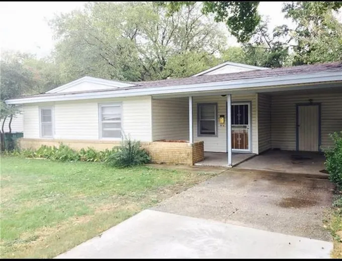 5861 Coleman St, Westworth Village, TX 76114 for Sale
