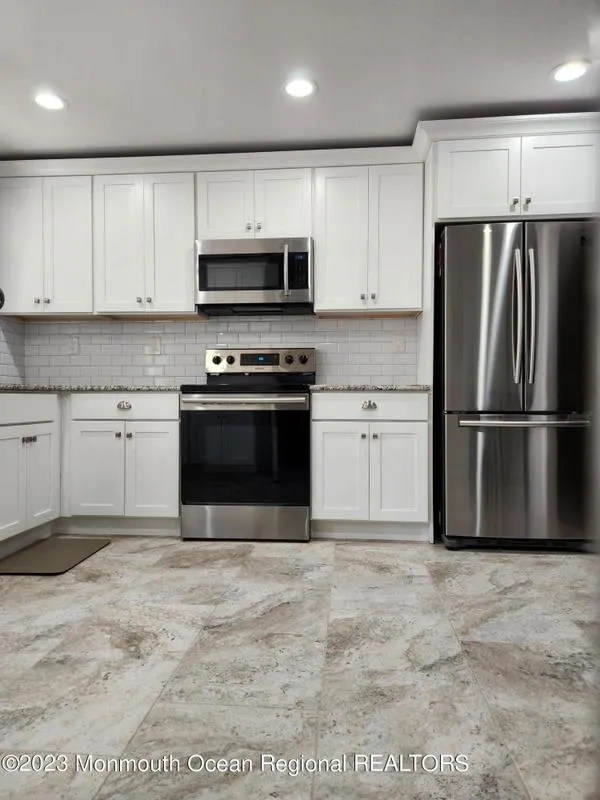 Lakewood, Ocean County, NJ House for sale Property ID: 417765789