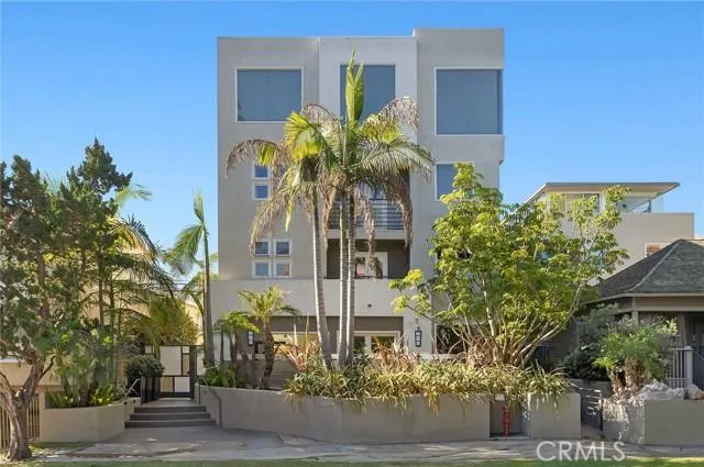 1018 2nd 5, Santa Monica CA 90403 for Sale