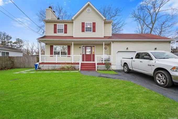 Shirley, Suffolk County, NY House for sale Property ID: 417964601
