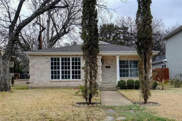 2501 BIRD ST, Fort Worth, TX 76111 Single Family Residence For Sale  MLS# 20526772