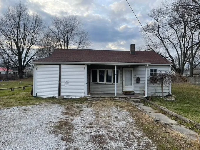 1106 Clark Ave, Alexandria, IN 46001  MLS# 21957991 for Sale