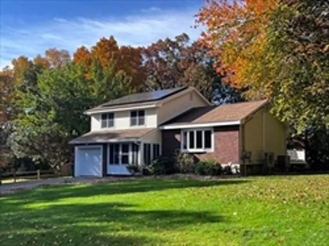56326935  123 Lincoln St for Sale