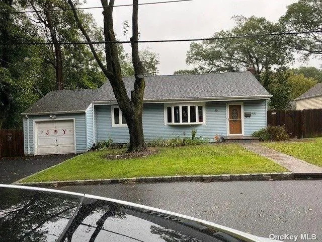 55 FOLSOM AVE, Huntington Station, NY 11746 Single Family Residence For Sale  MLS# 3529768