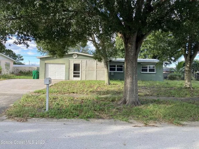 Single Family Residence - Melbourne, FL  1908 Coolidge Ave for Sale