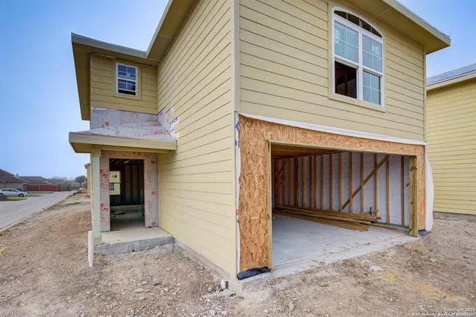 12730 Lorena Ochoa, San Antonio, TX 78221 for Sale