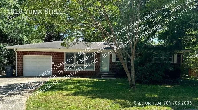 Newly Renovated Ranch Home.  1018 Yuma St for Sale