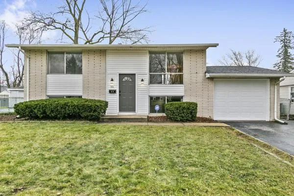 35 N SYCAMORE LN, Glenwood, IL 60425 Single Family Residence For Sale  MLS# 11969364