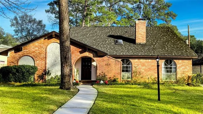 323 Enchanted Trail Dr, Spring, TX 77388  MLS# 90948761 for Sale